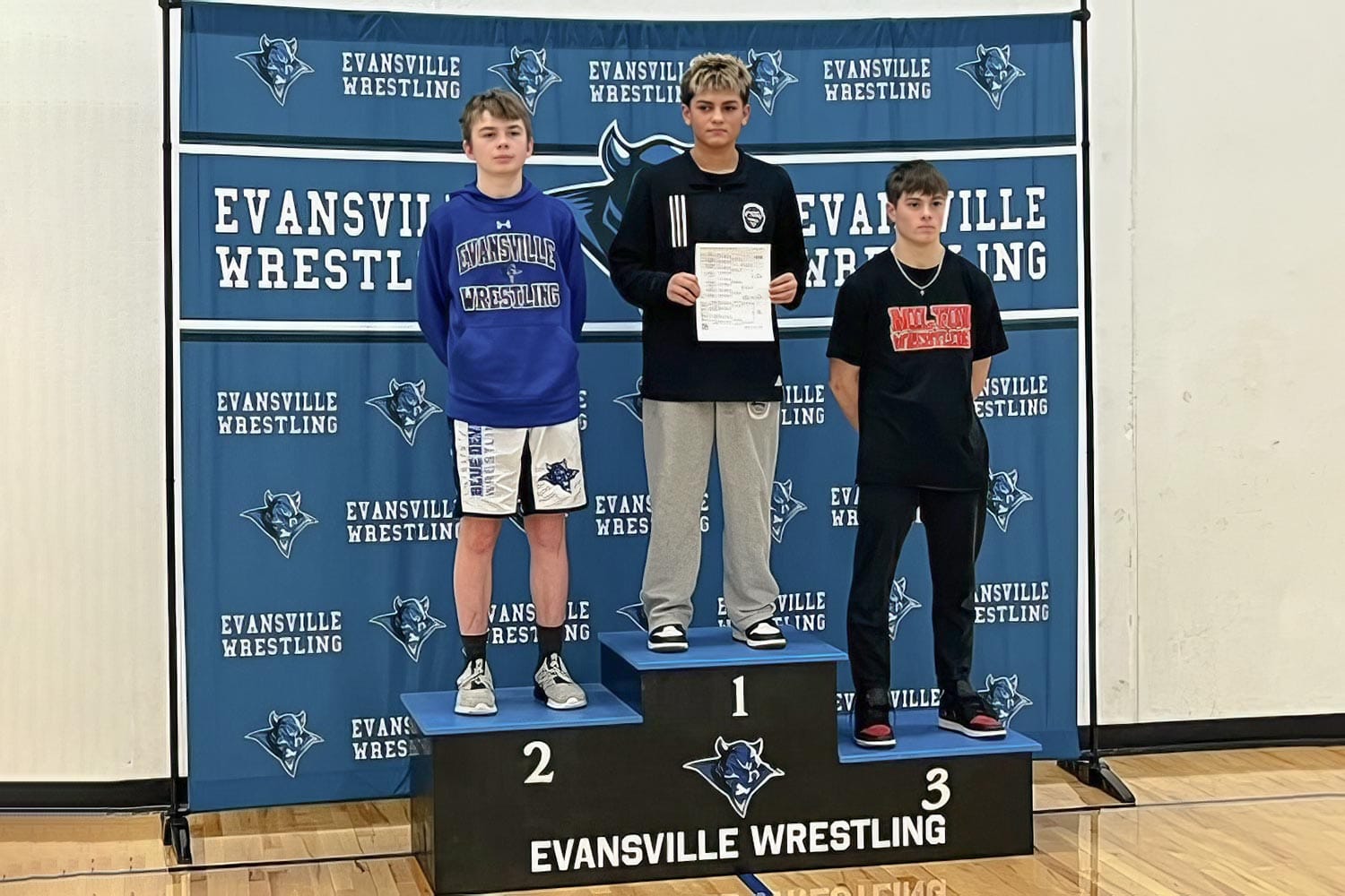 Sugar River JV Wrestlers Gain Experience, Title at WWA Qualifier