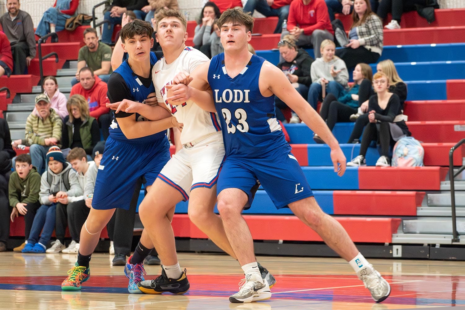 Photo Essay: Knights and Blue Devils Clash in New Glarus