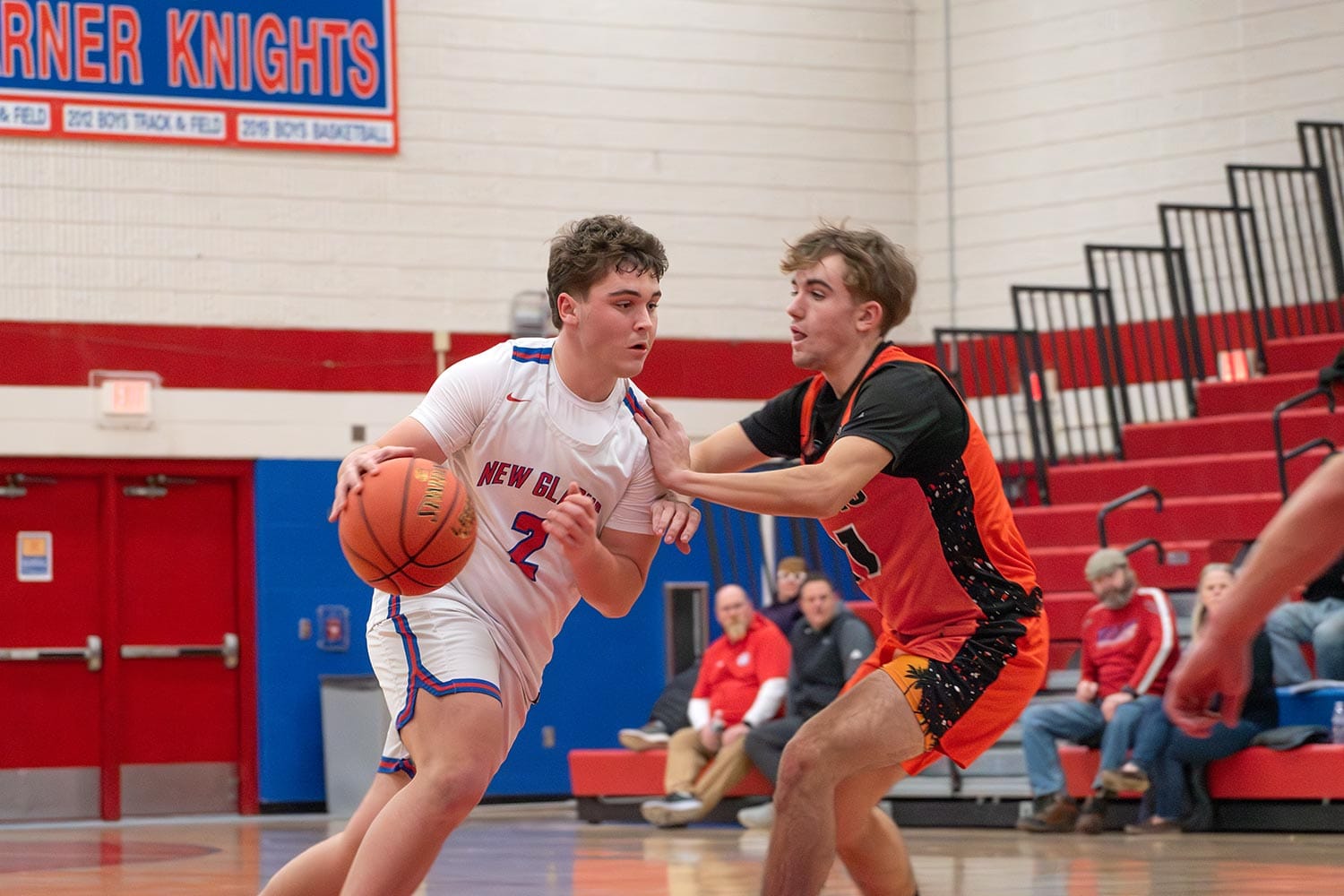 Glarner Knights Hold Off Poynette Late in 61-58 Thriller