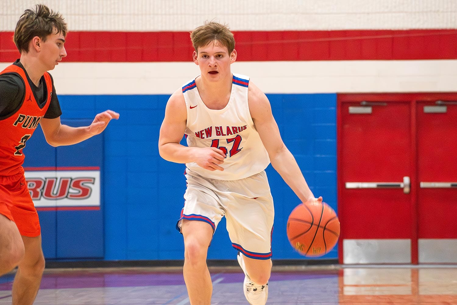 Glarner Knights Roll Past Wisconsin Heights in Conference Road Win